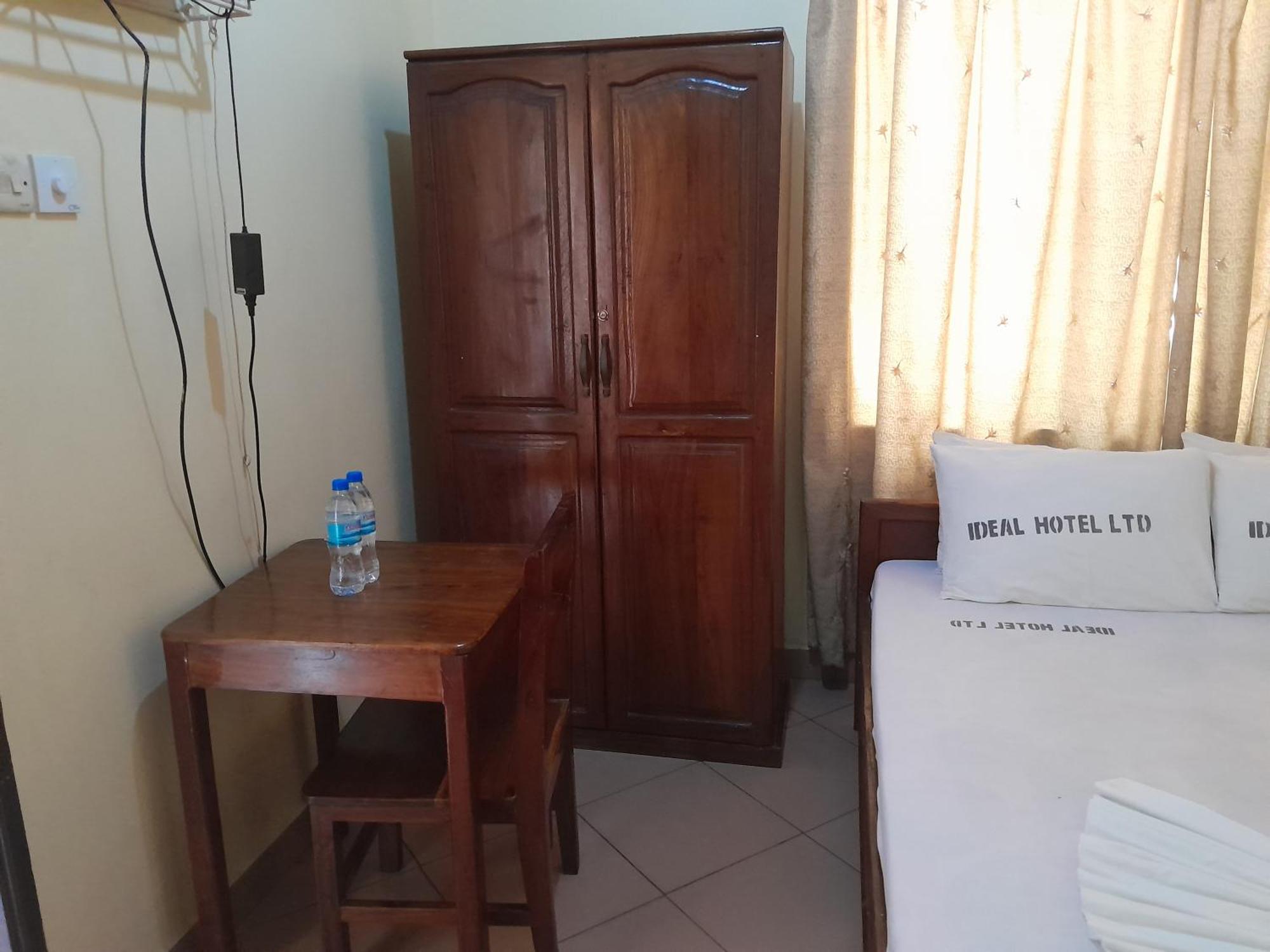 Hotel Ideal Dar es Salaam Ngoại thất bức ảnh