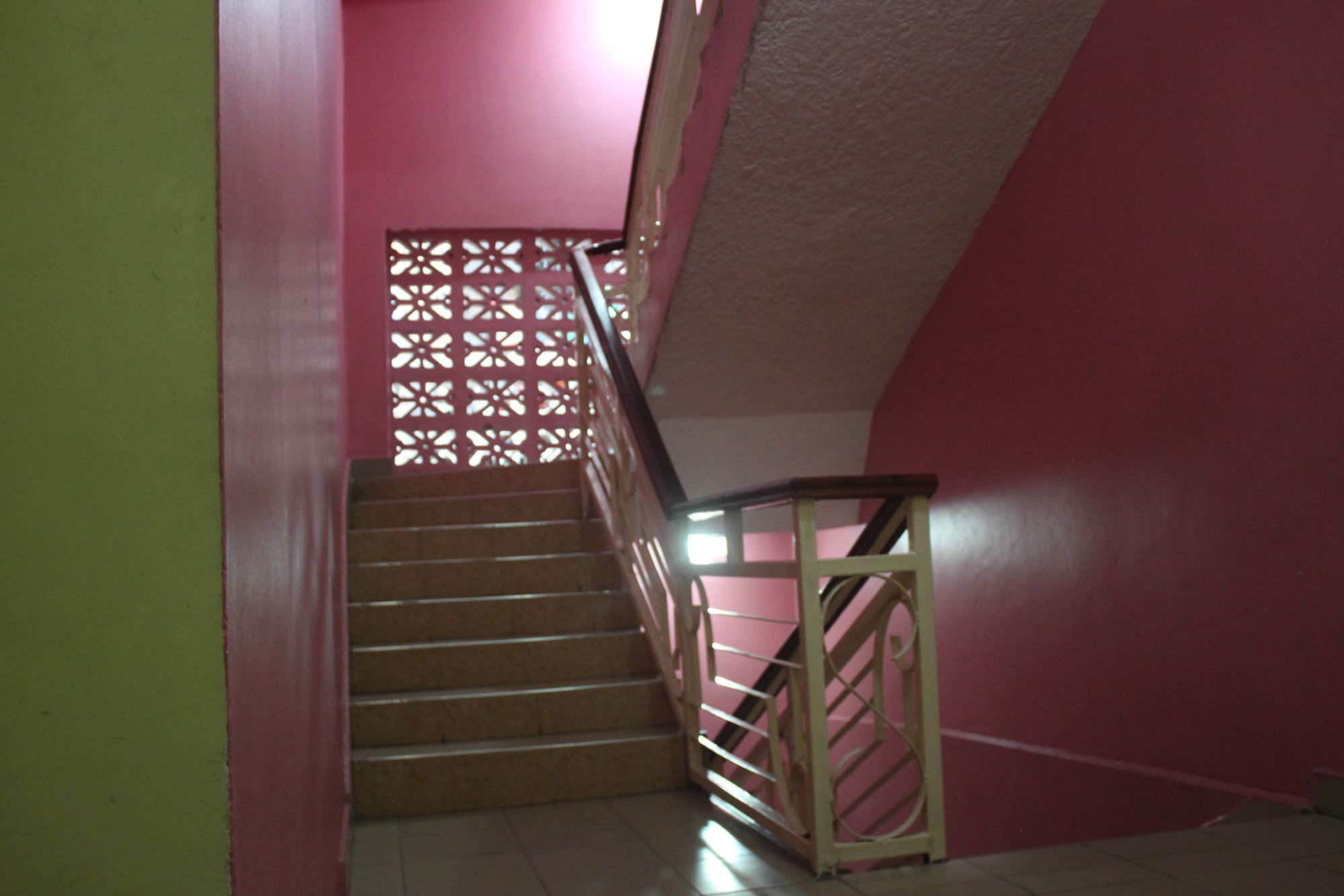 Hotel Ideal Dar es Salaam Ngoại thất bức ảnh